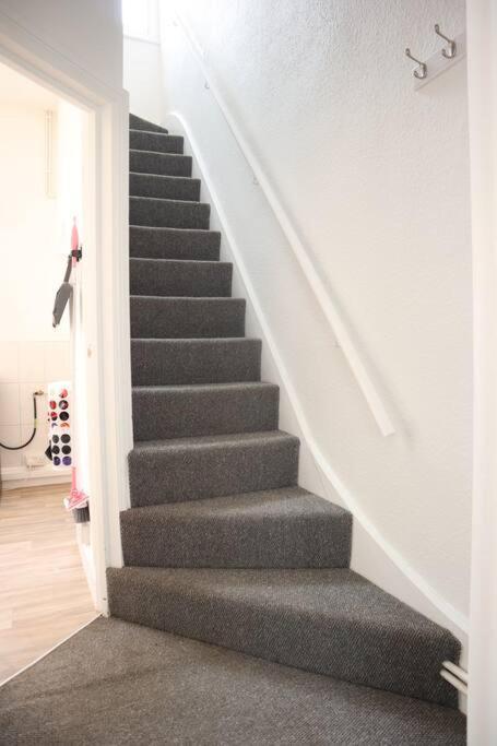 Spacious 1 Bedroom Apartment レスター エクステリア 写真